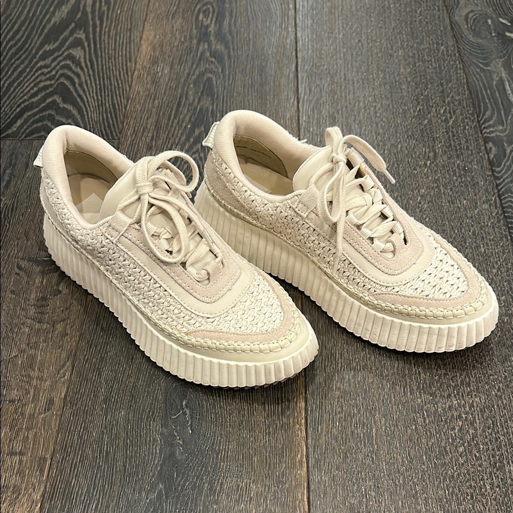 Dolce Vita Women’s Dolen Sneakers Sandstone Knit - Picture 8 of 10